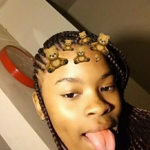 Meet your Posher, Marionna